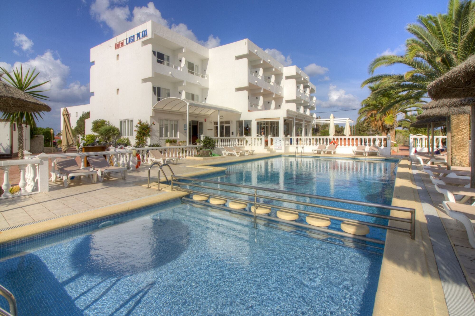 Hotel Lago Playa I Es Pujols Exterior foto